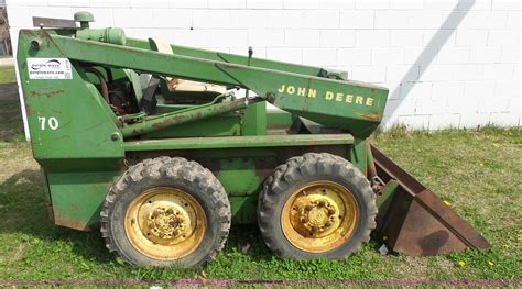 john deere 70 skidsteer